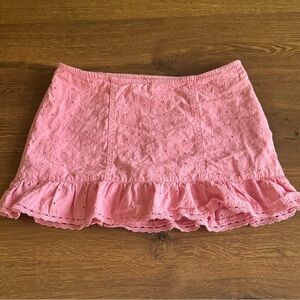 Urban outfitters kimchi blue pink eyelet ruffle mini skirt